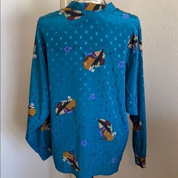 Vintage Diane Von Furstenberg Art To Wear Lady Novelty Print Avant Garde Top - Picture 3 of 9